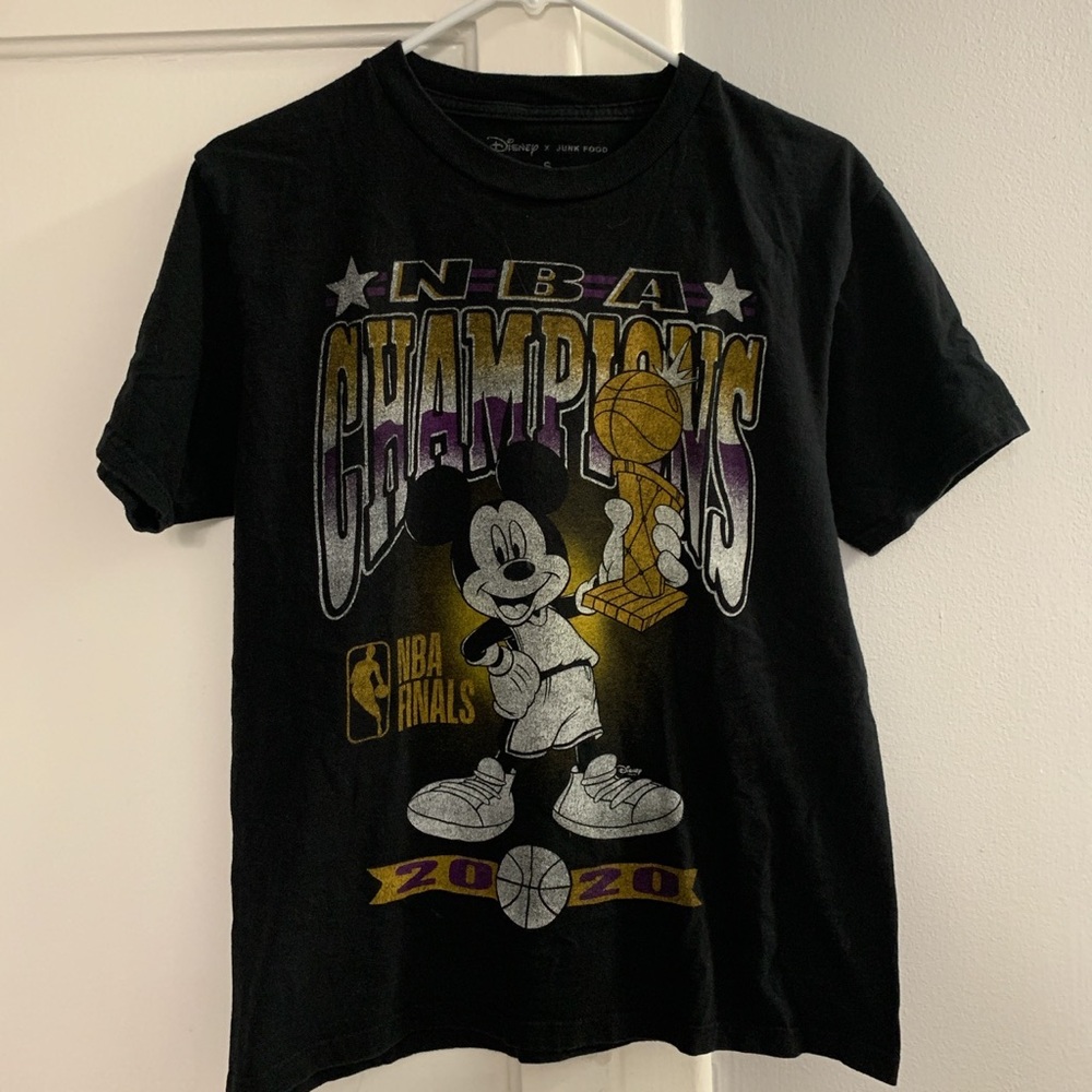 Disney x Lakers